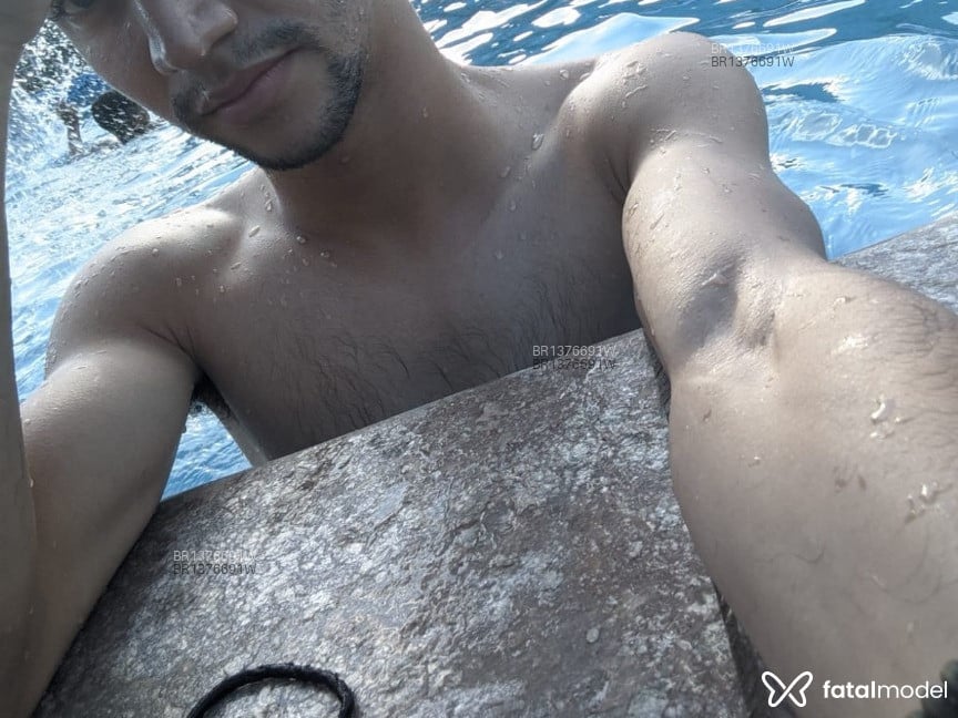 Acompanhante homem morena (o) de olhos castanhos em Rio de Janeiro - Arthur Fournier