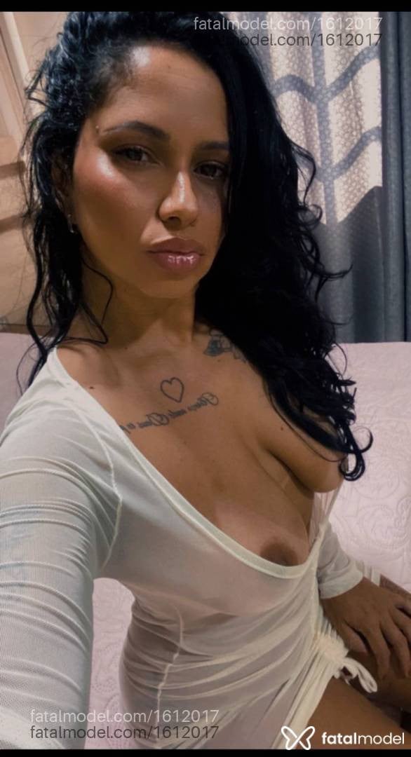 Acompanhante mulher com cabelo castanho de olhos castanhos - Gabriela