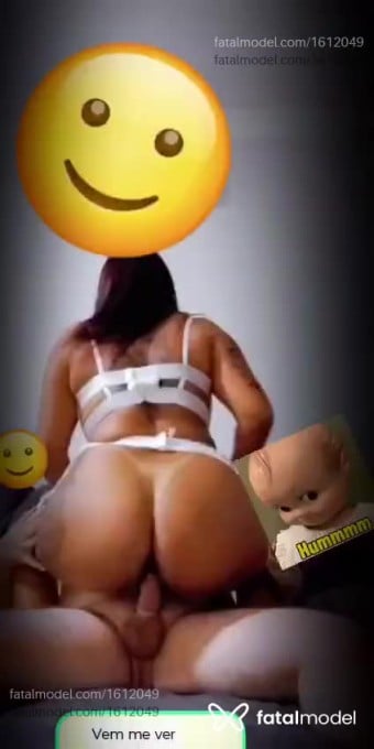 Acompanhante mulher com cabelo castanho de olhos mel - Greta morena Acompanhante mulher com cabelo castanho de olhos mel - Greta morena