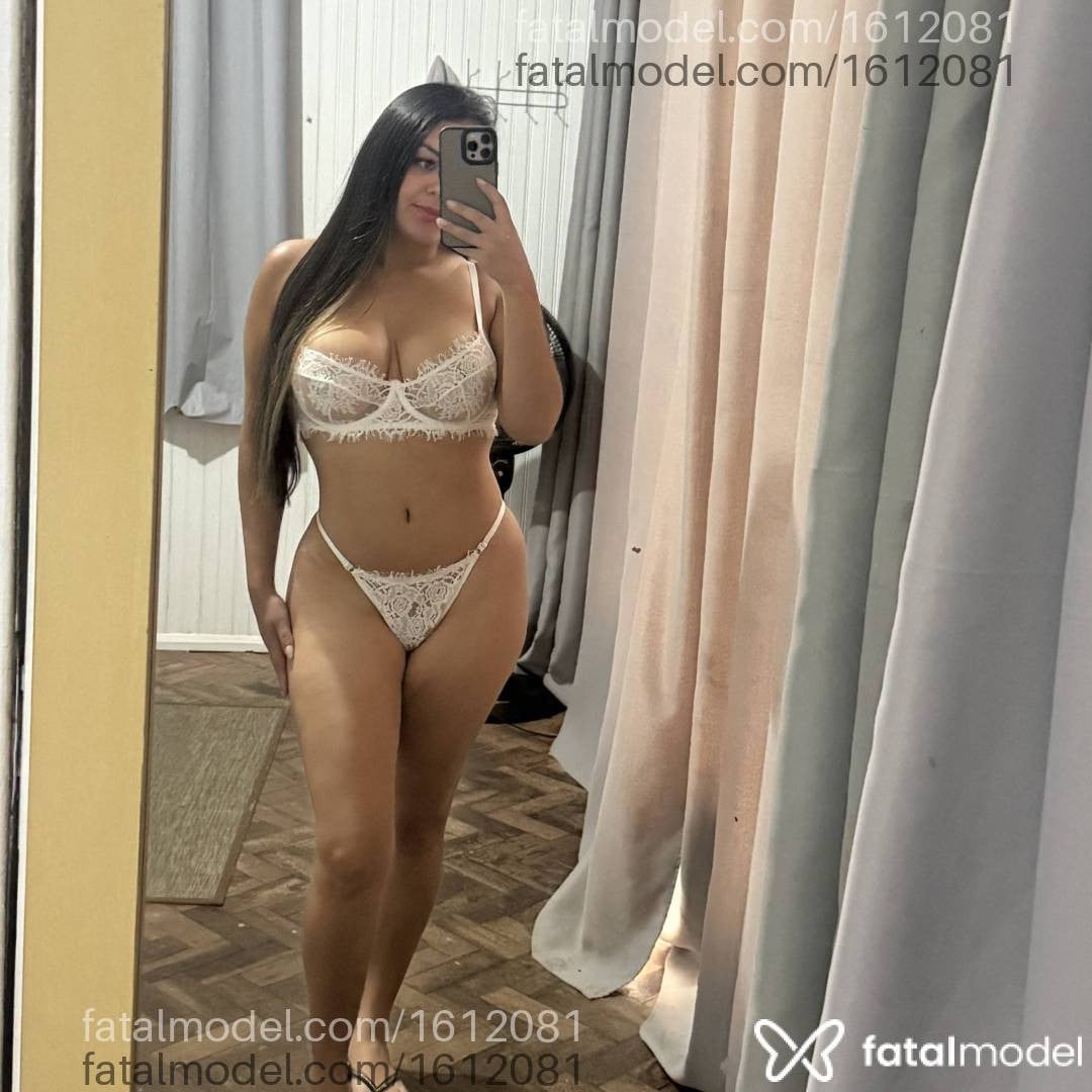 Acompanhante mulher morena (o) de olhos castanhos - Victoria Sanches