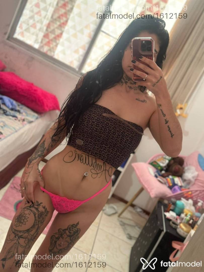 Acompanhante mulher morena (o) de olhos mel - Roberta ribeiro