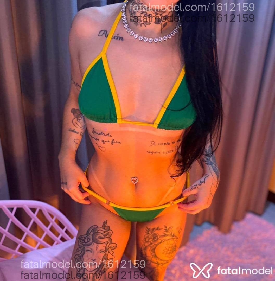 Acompanhante mulher morena (o) de olhos mel em Passo Fundo - Roberta ribeiro