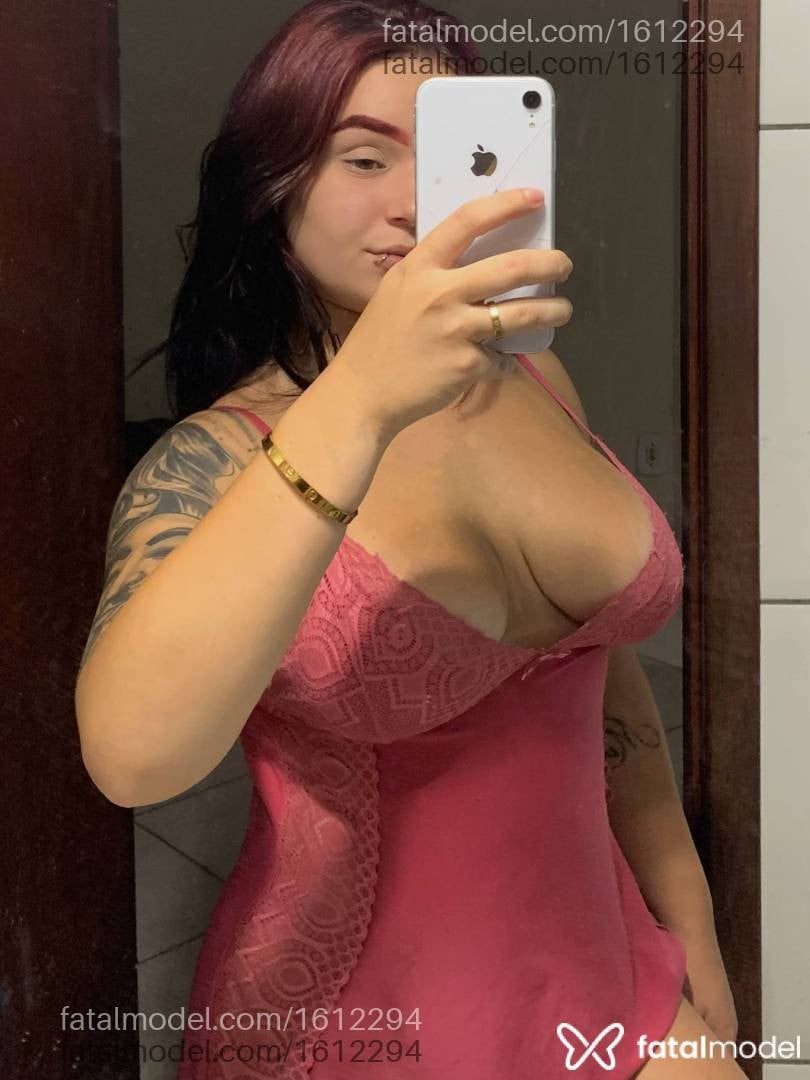 Acompanhante mulher ruiva (o) de olhos verdes em Rio de Janeiro - Stefanni Ferrari