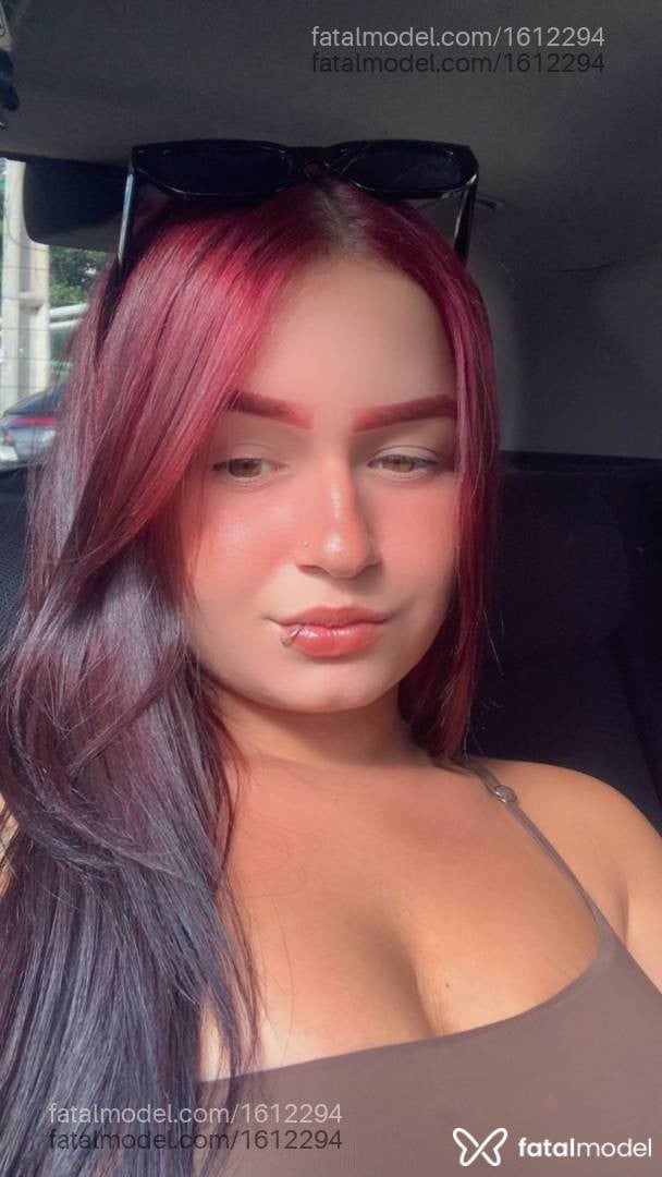 Acompanhante mulher ruiva (o) de olhos verdes em Rio de Janeiro - Stefanni Ferrari