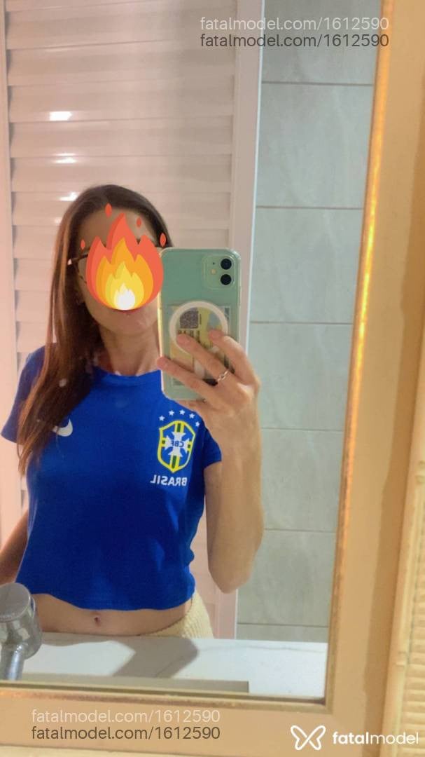 Acompanhante mulher com cabelo castanho de olhos verdes - Anjinhasexy
