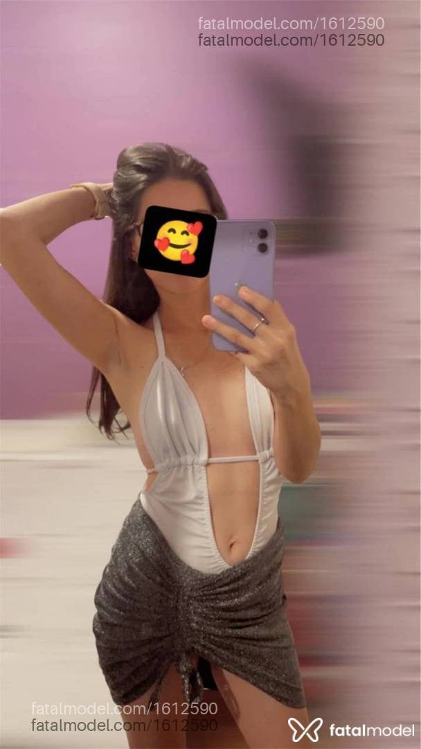 Acompanhante mulher com cabelo castanho de olhos verdes - Anjinhasexy