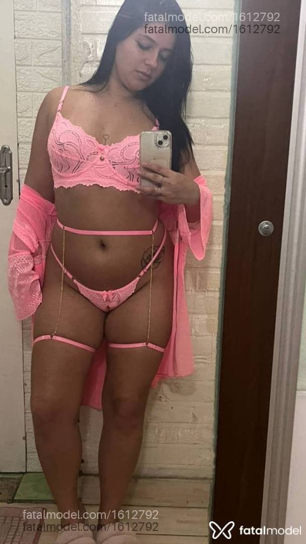 Acompanhante mulher morena (o) de olhos castanhos - Melissa gusman