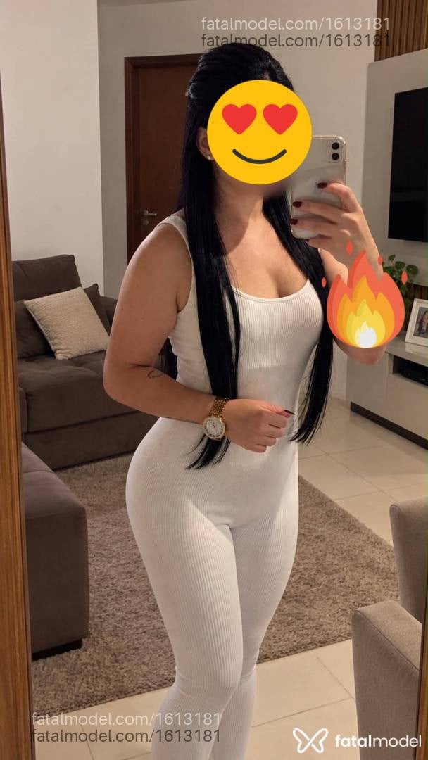 Acompanhante mulher morena (o) de olhos castanhos - Serena Maia