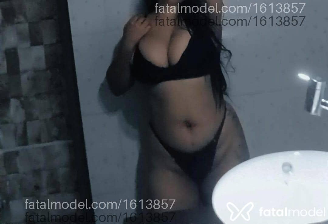 Acompanhante mulher com cabelo castanho de olhos castanhos em Santa Cruz do Sul Acompanhante mulher com cabelo castanho de olhos castanhos em Santa Cruz do Sul - Rafaella