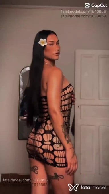 Acompanhante travesti com cabelo castanho de olhos castanhos em Resende - Júlie