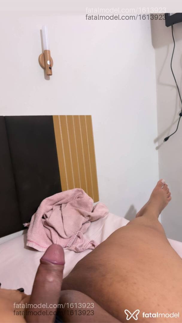 Acompanhante travesti morena (o) de olhos pretos - Natacha marçala