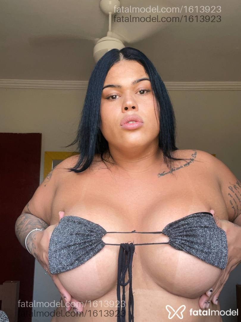 Acompanhante travesti morena (o) de olhos pretos - Natacha marçala
