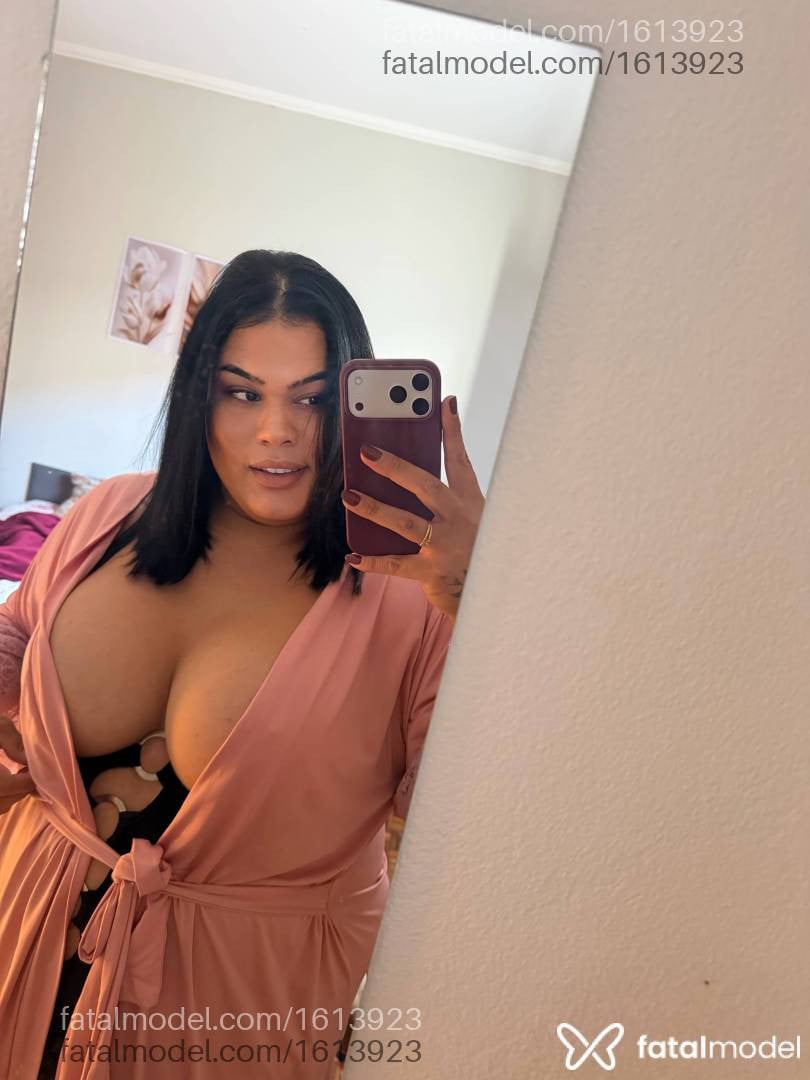 Acompanhante travesti morena (o) de olhos pretos em Campinas - Natacha marçala