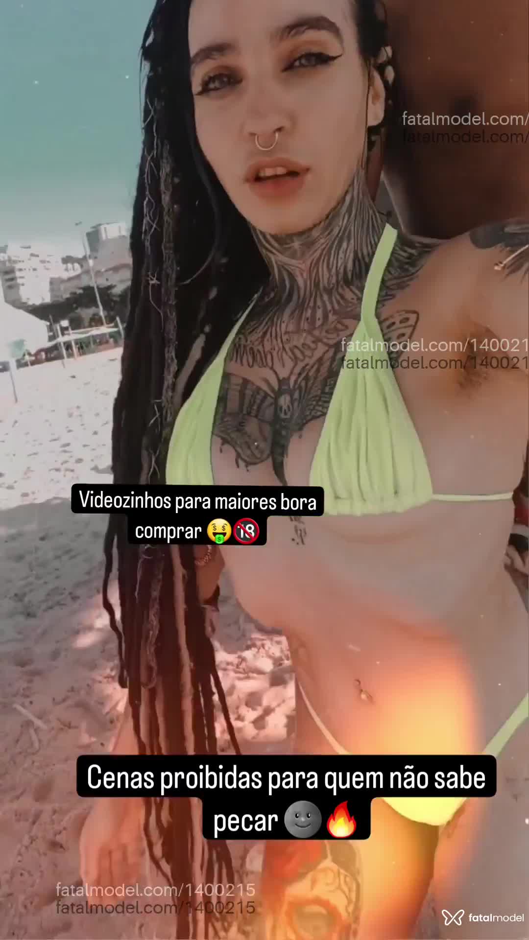 Acompanhante mulher loira (o) de olhos castanhos - Thay