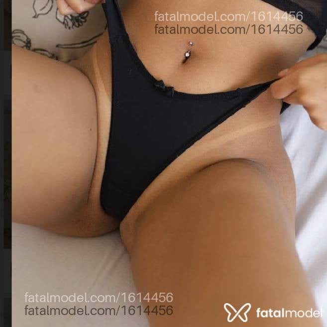 Acompanhante mulher com cabelo castanho de olhos mel - Anita Salazar