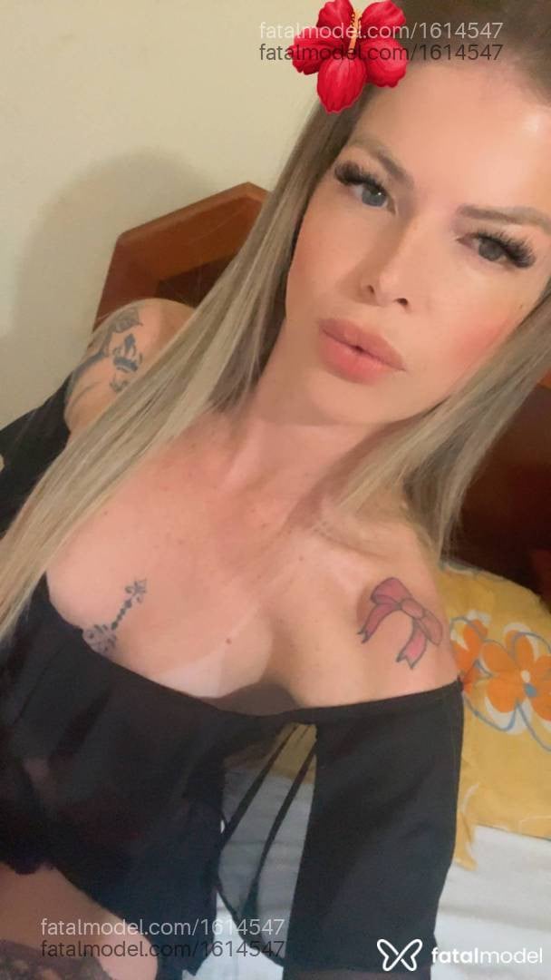 Acompanhante mulher loira (o) de olhos azuis - Valentina Salles Acompanhante mulher loira (o) de olhos azuis - Valentina Salles