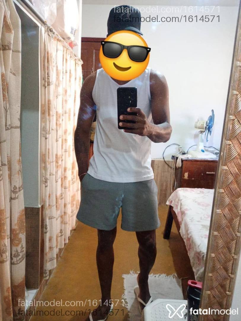 Acompanhante homem com cabelo castanho de olhos castanhos - Alan Fernandes