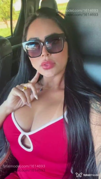Acompanhante mulher morena (o) de olhos pretos em Alta Floresta - Crystalaunica