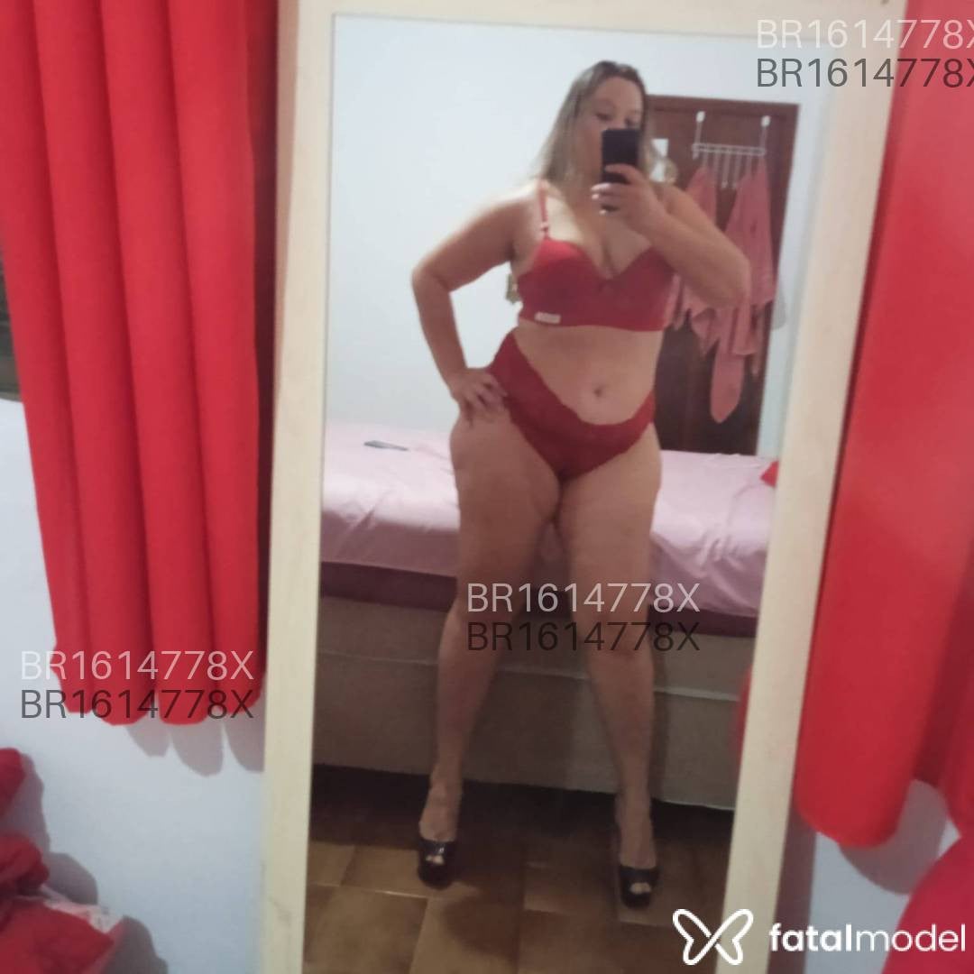 Acompanhante mulher com cabelo castanho de olhos castanhos em Andradina - Larissa