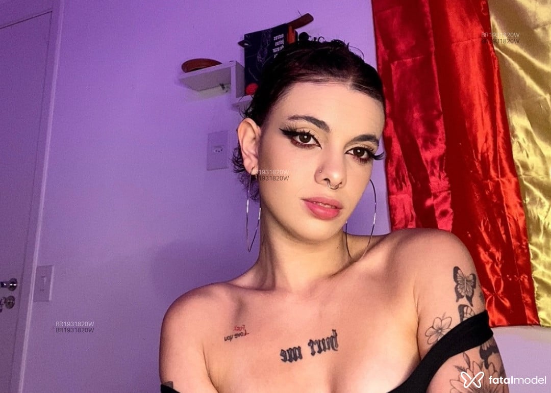 Acompanhante mulher ruiva (o) de olhos castanhos em São Paulo Acompanhante mulher ruiva (o) de olhos castanhos em São Paulo - Letisecret