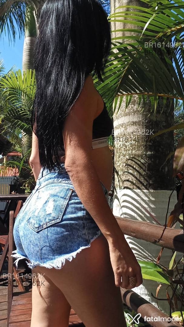 Acompanhante mulher morena (o) de olhos azuis em Birigui - Hagatha jacobsen
