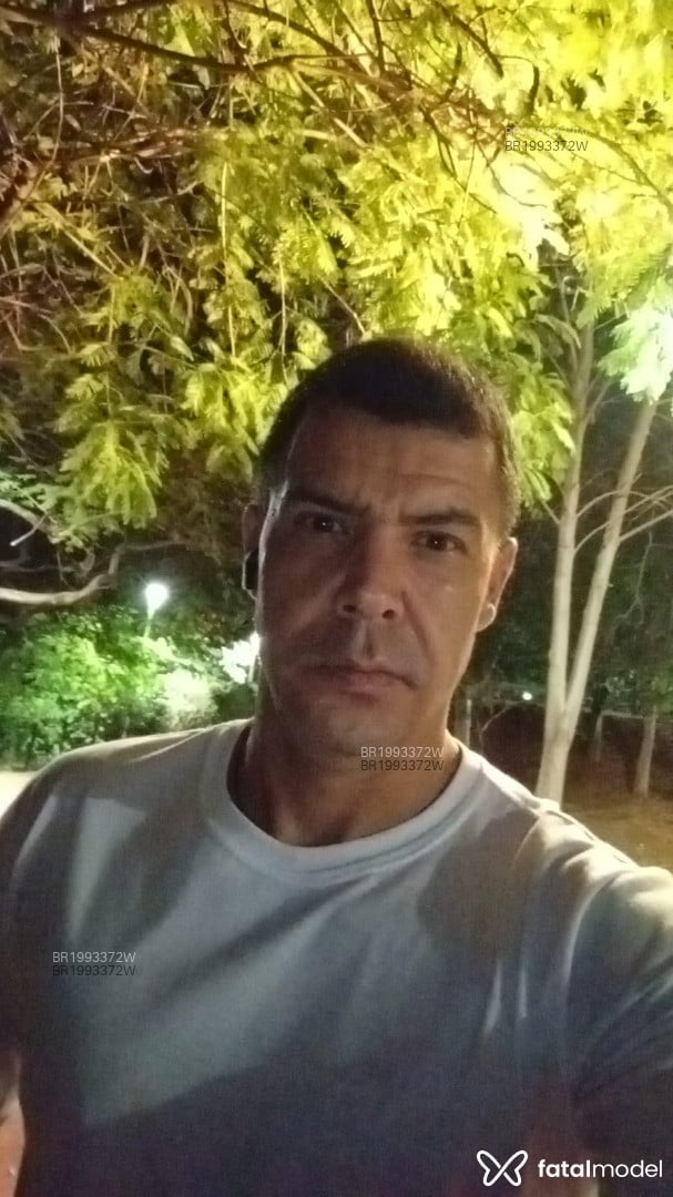 Acompanhante homem morena (o) de olhos castanhos em Campinas Acompanhante homem morena (o) de olhos castanhos em Campinas - Renato