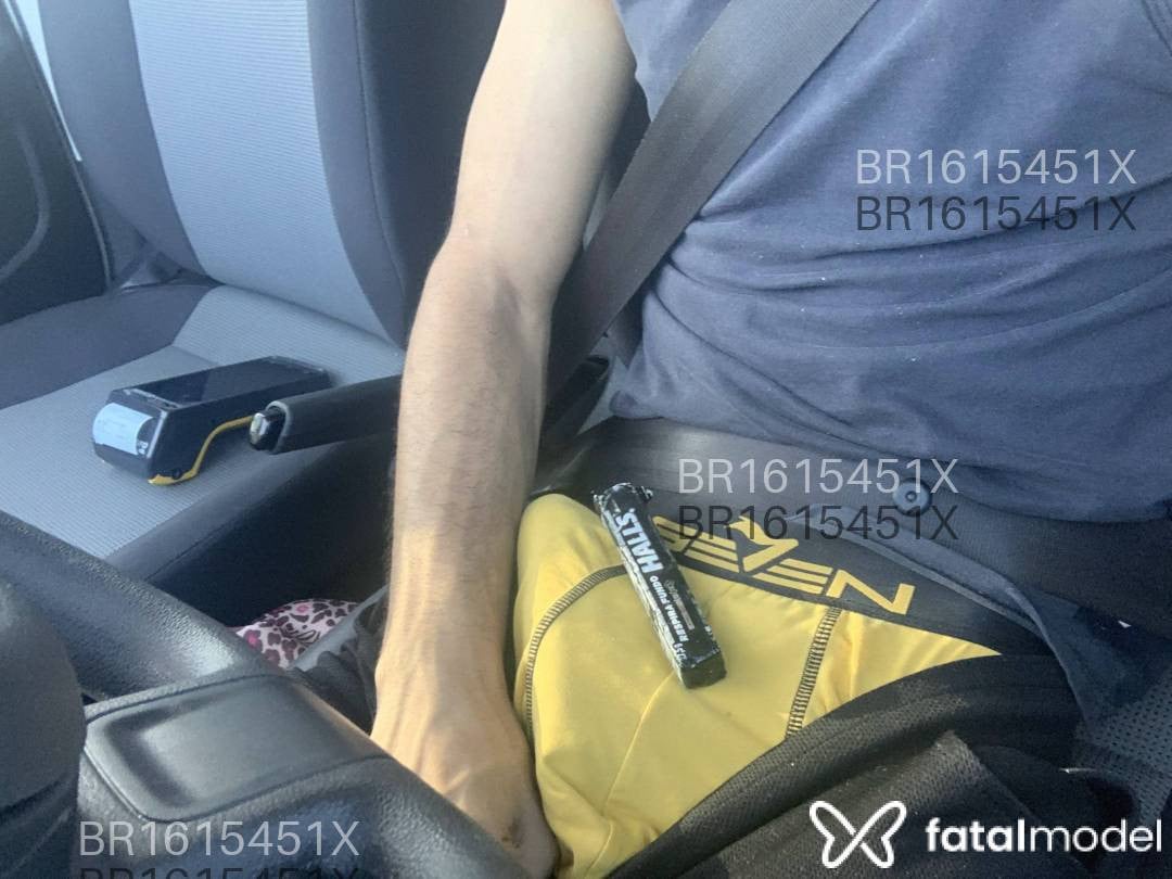 Acompanhante homem morena (o) de olhos castanhos em Uberlândia - magrinhodeudia