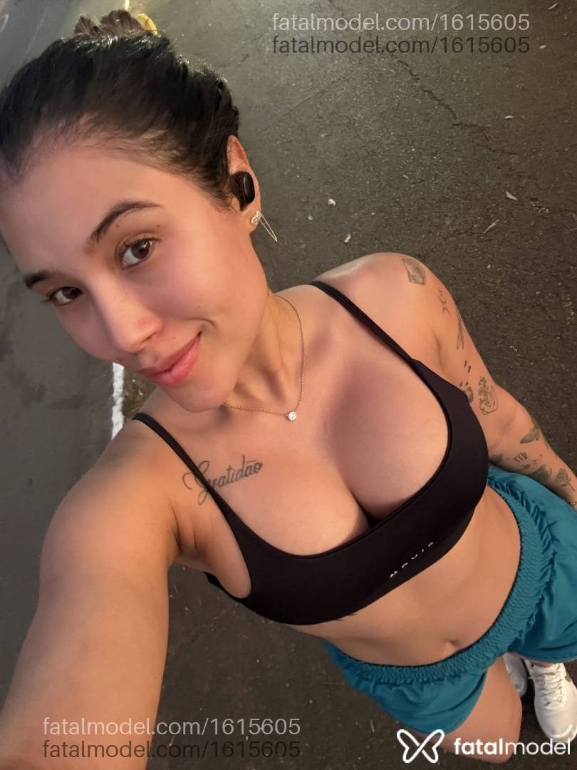Acompanhante mulher morena (o) de olhos castanhos em Goiânia Acompanhante mulher morena (o) de olhos castanhos em Goiânia - CELINE ALVES