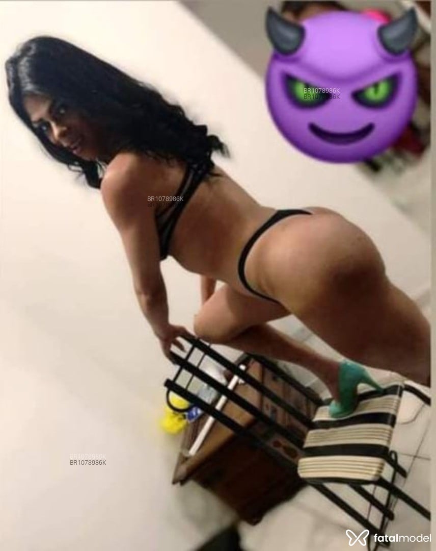Acompanhante trans morena (o) de olhos castanhos - Fernanda