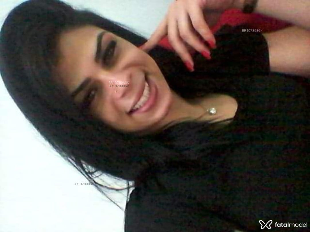 Acompanhante trans morena (o) de olhos castanhos - Fernanda