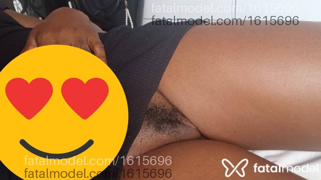 Acompanhante mulher com cabelo castanho de olhos verdes - Marina Dias Acompanhante mulher com cabelo castanho de olhos verdes - Marina Dias
