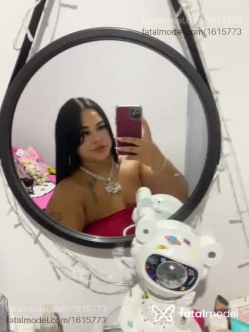 Acompanhante mulher morena (o) de olhos castanhos em São Paulo - Charlouttx