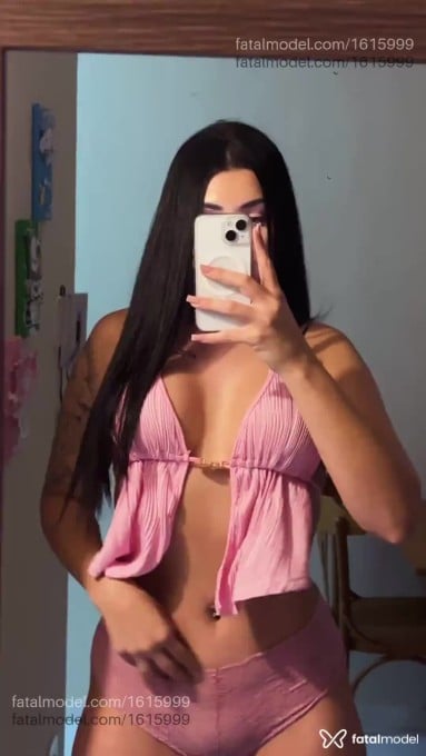 Acompanhante mulher morena (o) de olhos mel em Brasília - Melissa Prada