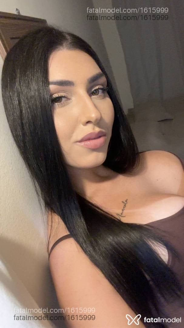 Acompanhante mulher morena (o) de olhos mel em Brasília - Melissa Prada