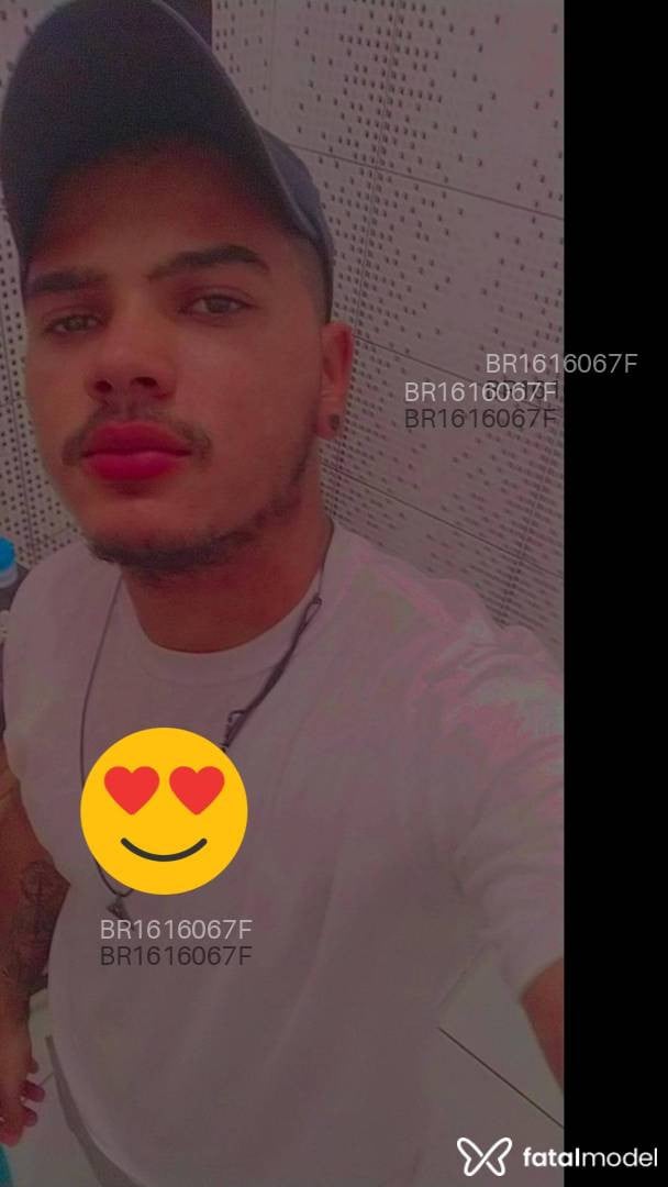 Acompanhante homem morena (o) de olhos castanhos em Três Lagoas Acompanhante homem morena (o) de olhos castanhos em Três Lagoas - Kalvin Klein