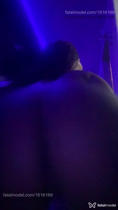 Acompanhante mulher com cabelo castanho de olhos castanhos em São Mateus - Myrella Santos