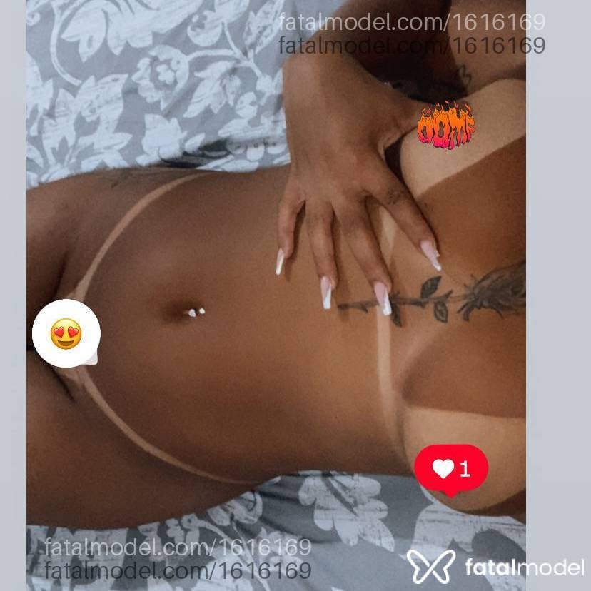 Acompanhante mulher com cabelo castanho de olhos castanhos em São Mateus - Myrella Santos