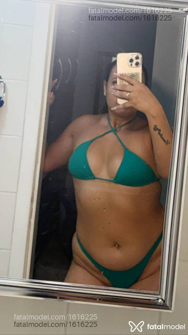 Acompanhante mulher morena (o) de olhos castanhos em Balneário Camboriú - Ágatha