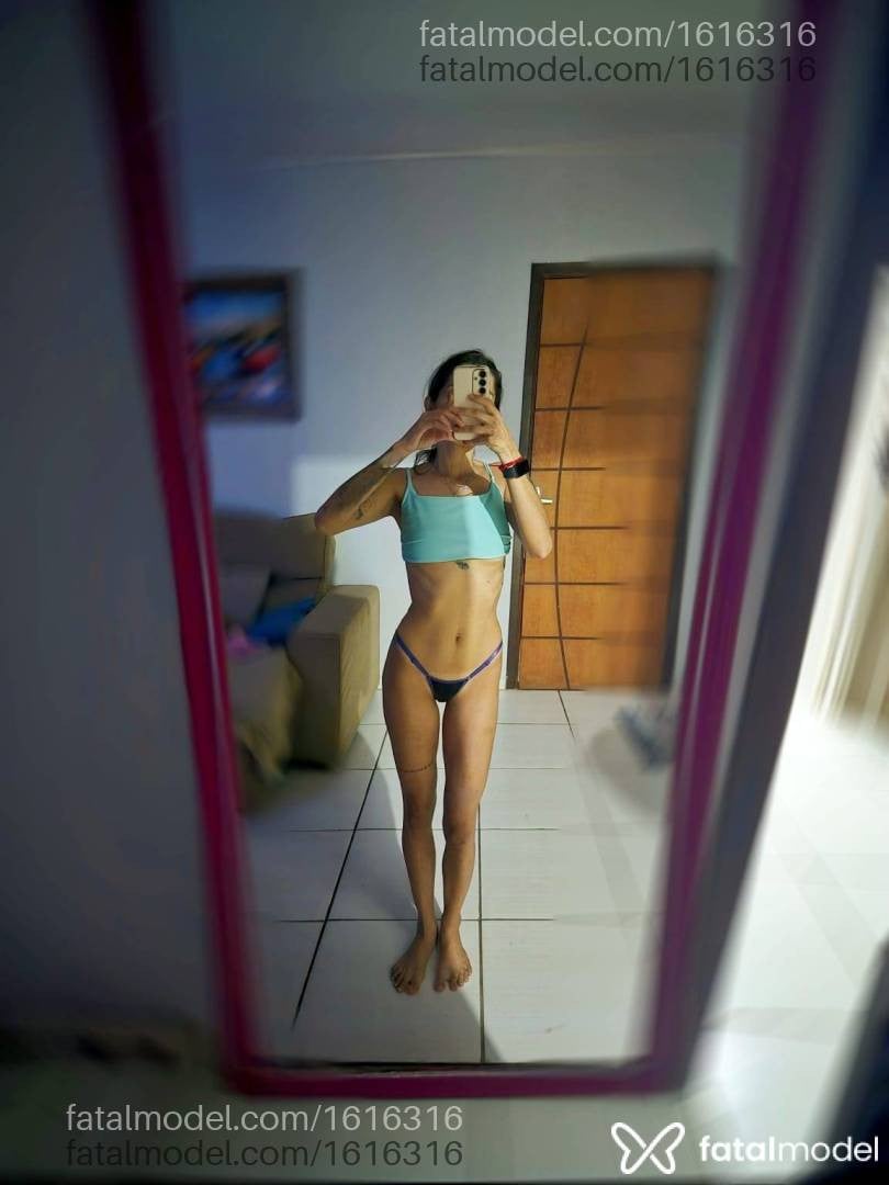 Acompanhante mulher com cabelo castanho de olhos castanhos - Anna