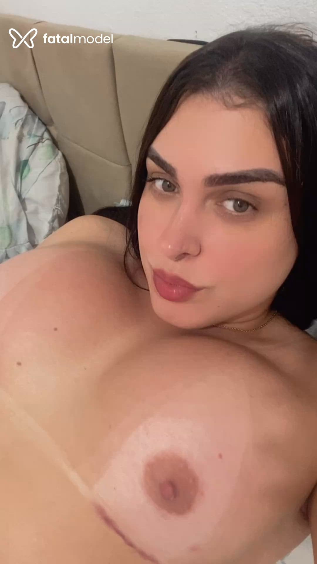 Acompanhante mulher trans morena (o) de olhos verdes - Lorena Angel Acompanhante mulher trans morena (o) de olhos verdes - Lorena Angel