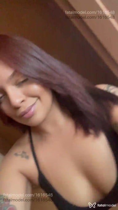 Acompanhante mulher com cabelo castanho de olhos castanhos em Maceió Acompanhante mulher com cabelo castanho de olhos castanhos em Maceió - Gaby Sampaio
