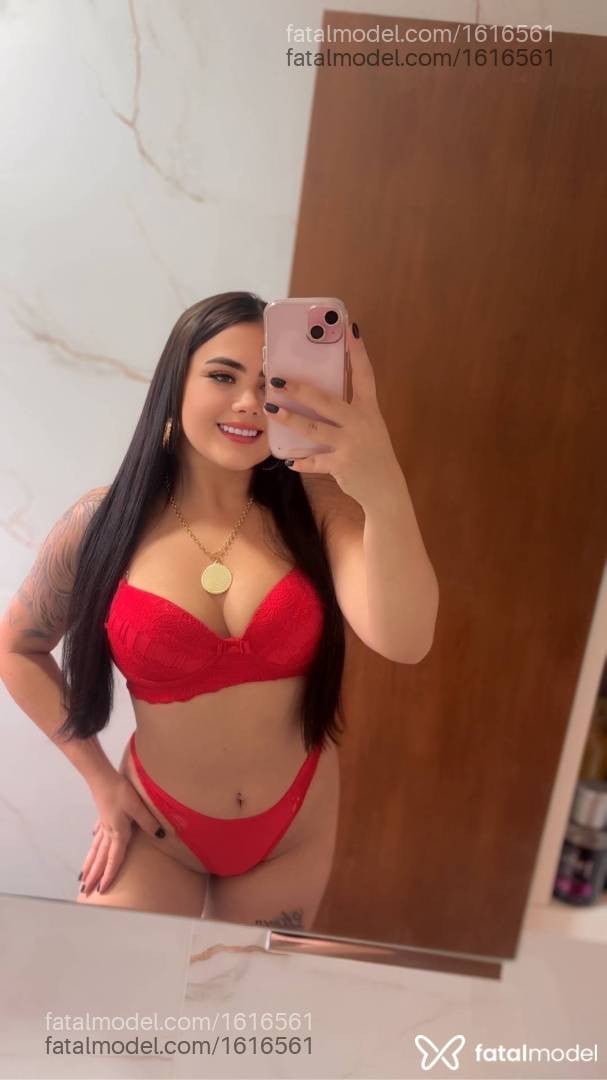 Acompanhante mulher morena (o) de olhos mel - Lays Correia