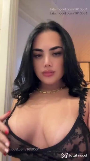 Acompanhante mulher morena (o) de olhos mel em São Mateus do Sul Acompanhante mulher morena (o) de olhos mel em São Mateus do Sul - Lays Correia