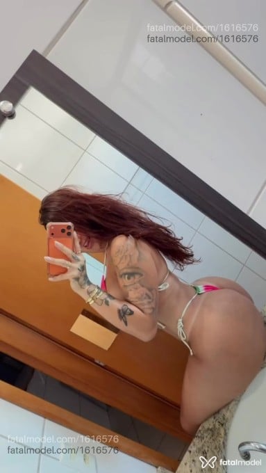 Acompanhante mulher morena (o) de olhos castanhos em Panambi - Jenny