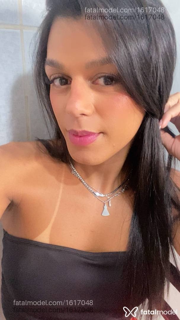 Acompanhante travesti morena (o) de olhos castanhos - Laura Acompanhante travesti morena (o) de olhos castanhos - Laura