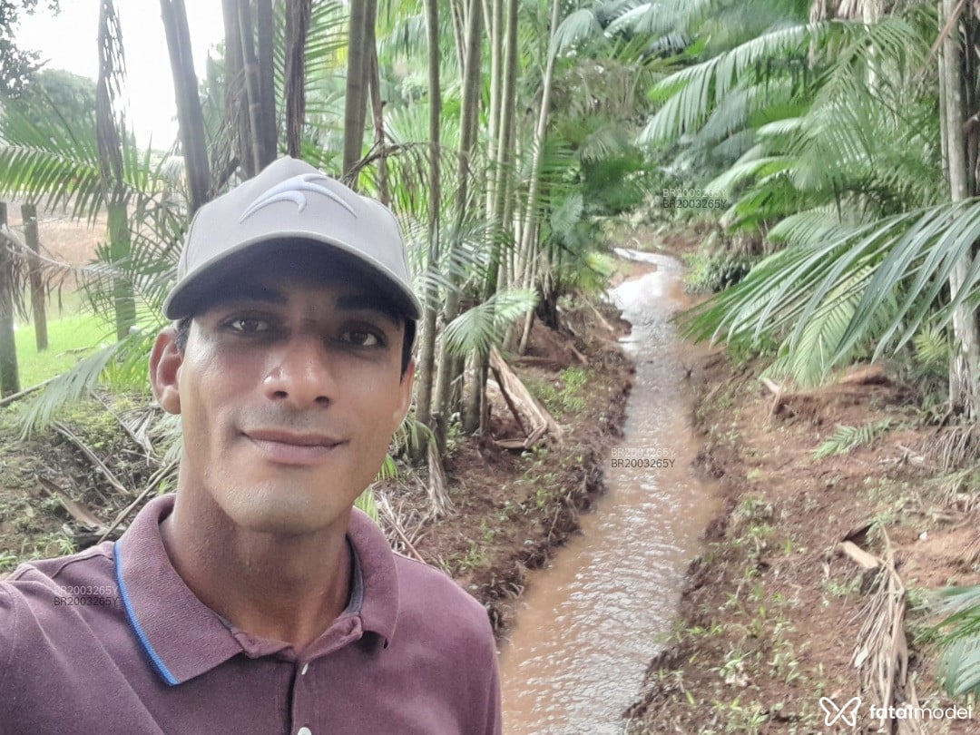Acompanhante homem morena (o) de olhos castanhos em Guarantã do Norte Acompanhante homem morena (o) de olhos castanhos em Guarantã do Norte - Kaio Cortez