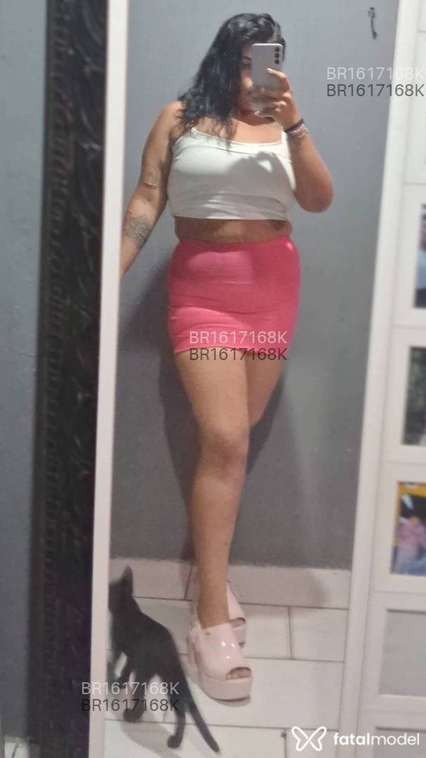 Acompanhante mulher morena (o) de olhos castanhos em Canoas - Bia