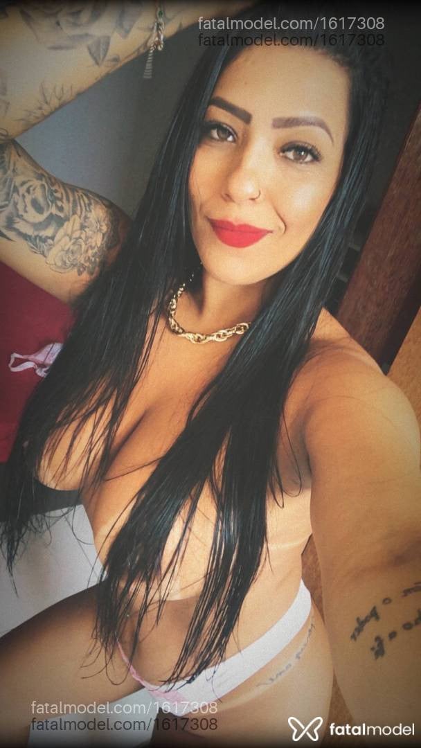 Acompanhante mulher morena (o) de olhos castanhos em Praia Grande - Niina