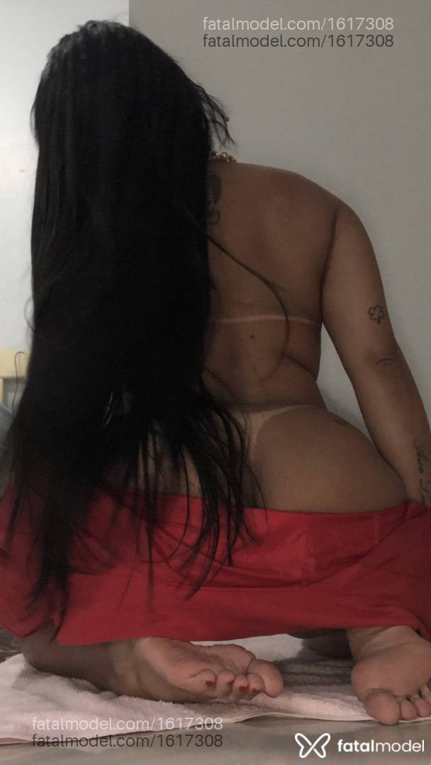 Acompanhante mulher morena (o) de olhos castanhos em Praia Grande - Niina