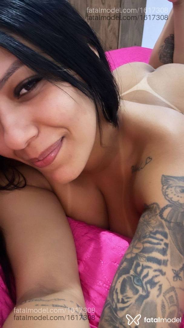 Acompanhante mulher morena (o) de olhos castanhos em Cascavel - Niina